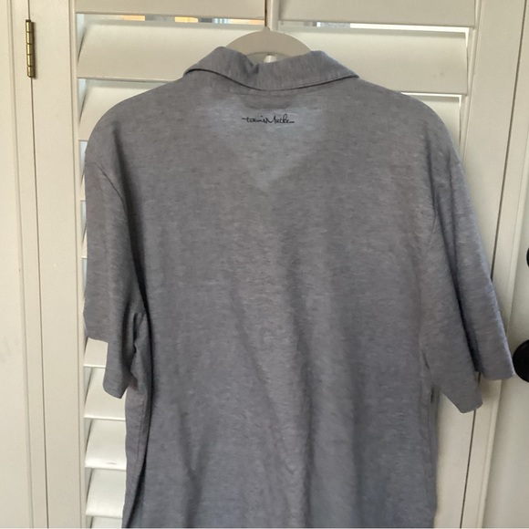 TRAVIS MATHEW Mens XL Polo Shirt  Golf  short sleeve logo front and back - Picture 6 of 10